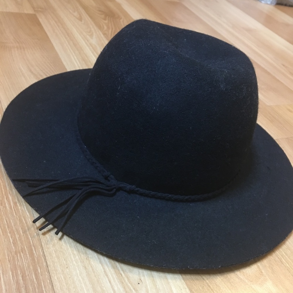 Wool hat